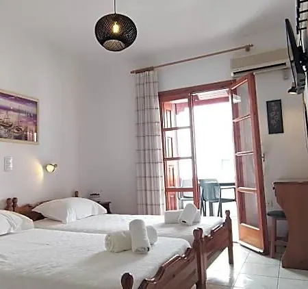 Kapetanos 4* Naxos City