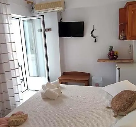 Hotel Kapetanos 4*